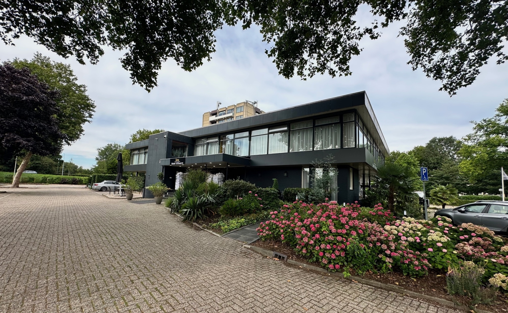 Urban Properties - project details